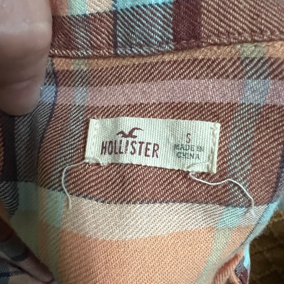 Hollister Button Down - Picture 2 of 3